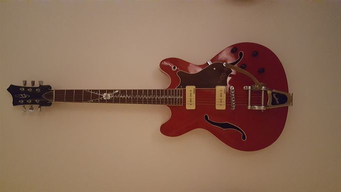 Rejseguitar – produktionssekvens: design og tilskæring