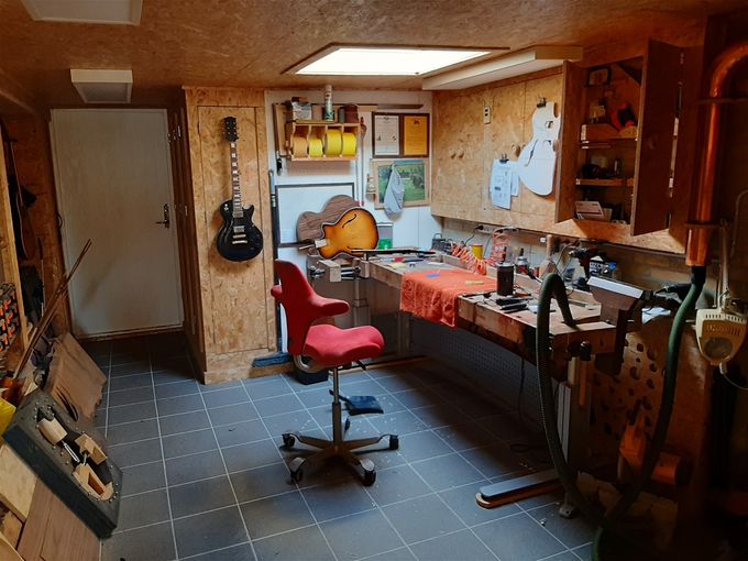 HJJ Strengeinstrumenter
